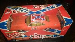 Ertl American Muscle 118 scale General Lee Dodge Charger Dukes of Hazzard
