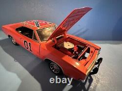 Ertl American Muscle 1969 Charger General Lee 1/18 Dukes of Hazzard 01 Warner Br