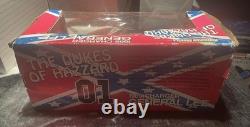 Ertl American Muscle 1969 Dodge Charger GENERAL LEE The Dukes of Hazzard 118