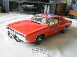 Ertl American Muscle 1969 Dodge Charger General Lee Dukes o Hazzard 118 Diecast