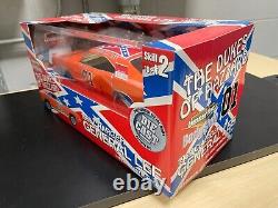 Ertl/American Muscle Body Shop Dukes of Hazzard General Lee 118 NEW in box