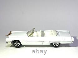 Ertl Boss Hogs Cadillac Dukes Of Hazard White 1/64 Hong Kong BRAND NEW