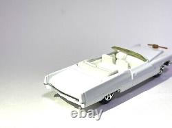 Ertl Boss Hogs Cadillac Dukes Of Hazard White 1/64 Hong Kong BRAND NEW