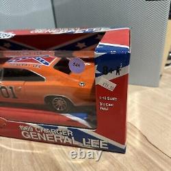 Ertl Collectibles American Muscle 1969 Dodge Charger THE GENERAL LEE 01 118