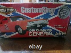 Ertl DUKES OF HAZZARD American Muscle 124 die cast model kit General Lee