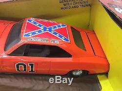 Ertl Dukes Of Hazzard General Lee & Jumping Ramp 1/16 Steel #3570 1982