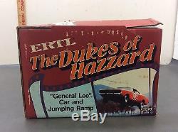 Ertl Dukes Of Hazzard General Lee & Jumping Ramp 1/16 Steel #3570 1982