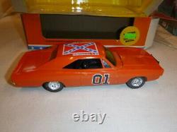 Ertl, Dukes of Hazzard 1969 dodge charger General LEE. Boxed / opened