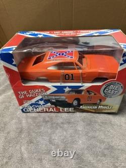 Ertl Dukes of Hazzard American Muscle Charger 1969 General Lee 124 Scale Model