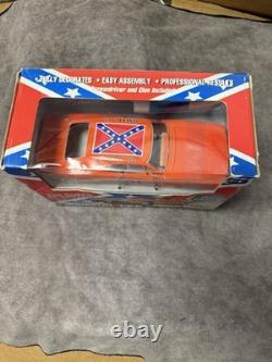 Ertl Dukes of Hazzard American Muscle Charger 1969 General Lee 124 Scale Model