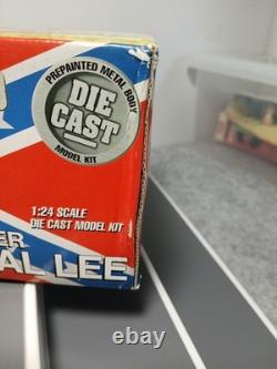 Ertl Dukes of Hazzard American Muscle Charger 1969 General Lee 124 Scale Model