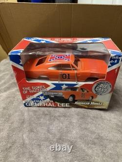 Ertl Dukes of Hazzard American Muscle Charger 1969 General Lee 124 Scale Model