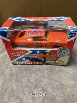 Ertl Dukes of Hazzard American Muscle Charger 1969 General Lee 124 Scale Model