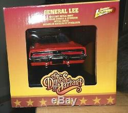 Ertl THE DUKES OF HAZZARD GENERAL LEE DODGE CHARGER NEW