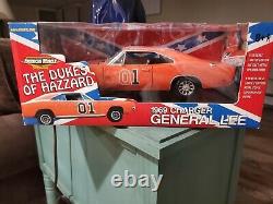 Ertl The Dukes of Hazzard 1969 Charger General Lee Raceday Edition 118