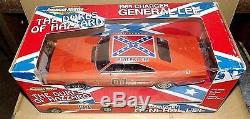 General Lee Dukes Of Hazzard 118 1969 Dodge Charger Tomy Ertl