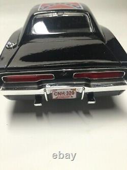 General Lee 118 Black Edition diecast Charger with correct rims 1969 nice car