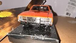 General Lee 125 ERTL The Dukes of Hazzard Car 1969 Dodge Charger Diecast Car