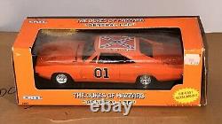 General Lee 125 ERTL The Dukes of Hazzard Car 1969 Dodge Charger Diecast Car