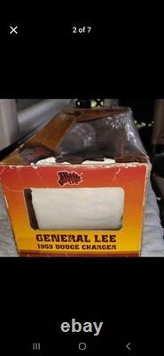 General Lee 1969 Dodge Charger Dukes of Hazzard 118 Scale Light & Sound Action