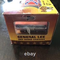 General Lee 1969 Dodge Charger Dukes of Hazzard 118 Scale Light & Sound Action