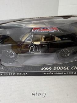 General Lee 1969 Dodge Charger R/T Dukes Of Hazzard American Muscle ERTL 118