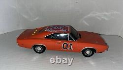 General Lee Dukes Of Hazard 1969 Dodge Charger 118 Scale Car Sounds Lights Work