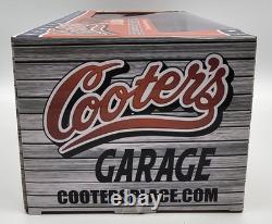 General Lee Dukes Of Hazzard 118 Auto World Cooter's Edition NIB RARE