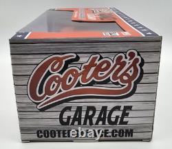 General Lee Dukes Of Hazzard 118 Auto World Cooter's Edition NIB RARE