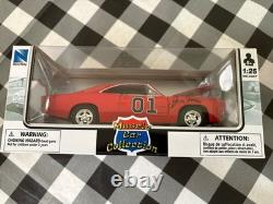 General Lee Dukes of Hazzard 125 Die Cast Signed Ben Jones Cooter