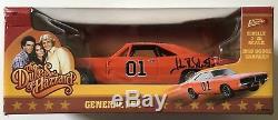 General Lee Dukes of Hazzard 125 Scale Signed Autographed 7 Cast Members