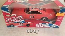 General Lee Dukes of Hazzard American Muscle Model'69 Charger 1/18