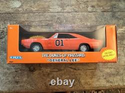 General Lee Dukes of Hazzard Die-Cast 125 ERTL NIB Classic TV Collectors