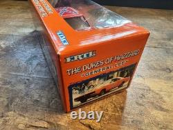 General Lee Dukes of Hazzard Die-Cast 125 ERTL NIB Classic TV Collectors