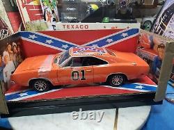 General Lee Dukes of Hazzard Ertl American Muscle Model 1/18 1969 Dodge Charger