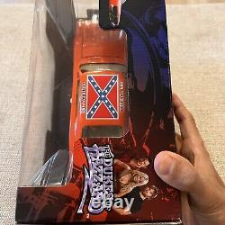 General Lee Dukes of Hazzard Joy Ride NEW Muscle Model 1/25 1969 Dodge Charger