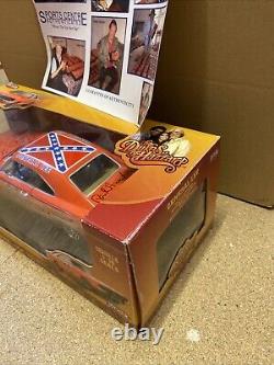 General Lee Joyride 118 The Dukes of Hazard Boxed Signed Rare Diecast Car Mint