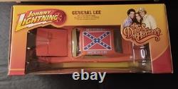 General Lee The Dukes of Hazzard 1969 Dodge Charger 125 Johnny Lightning NIB