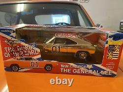 Gold George Barris Dukes Of Hazzard General Lee 1/18 Scale