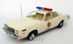 Greenlight 1/18 Scale 19055 1977 Plymouth Fury Hazzard County Police