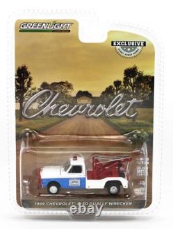 Greenlight Collectibles 118 Hazzard County Garage Chevrolet C-30 Dually +BONUS