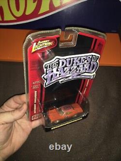 HTF Johnny WHITE LIGHTNING Dukes of Hazzard Muddy Tire 1969 Charger General Lee