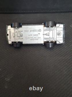 Hot Wheels 1977 Hot Bird & 1970 Dodge Dixie Challenger Blackwall Hong Kong Lot