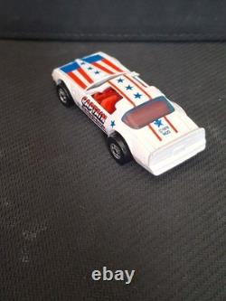 Hot Wheels 1977 Hot Bird & 1970 Dodge Dixie Challenger Blackwall Hong Kong Lot