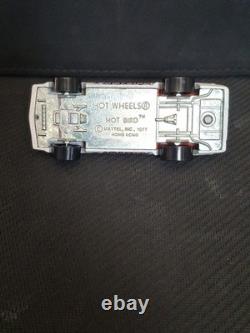 Hot Wheels 1977 Hot Bird & 1970 Dodge Dixie Challenger Blackwall Hong Kong Lot