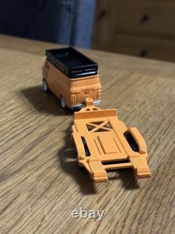Hot Wheels General Lee truck and trailer 164 Die Cast Dukes Of Hazzard USA