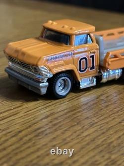 HotWheels General Lee car transporter Dukes Of Hazzard trailer