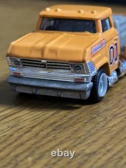 HotWheels General Lee car transporter Dukes Of Hazzard trailer