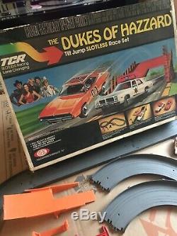 IDEAL TCR THE DUKES OF HAZZARD Slotless Race Set 4773-8 Vintage 1981