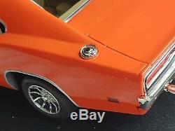 JOYRIDE 1.18 DUKES of HAZZARD, DODGECHARGER, GENERAL LEE 1.18 Scale Boxed Tomy